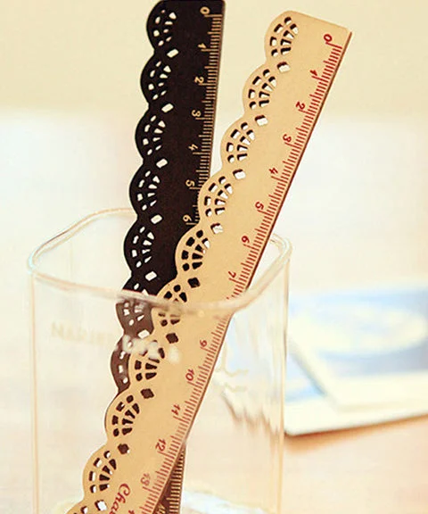 2 Pcs Vintage Hollow Lace Wooden Straight Ruler