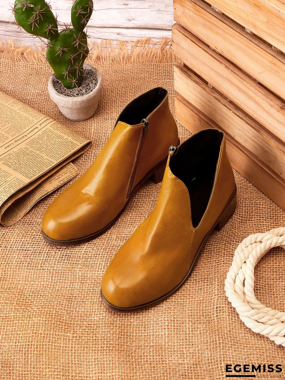 Retro Distressed Polished Color Zipper Thick Heel Pointed Ankle Boots | EGEMISS