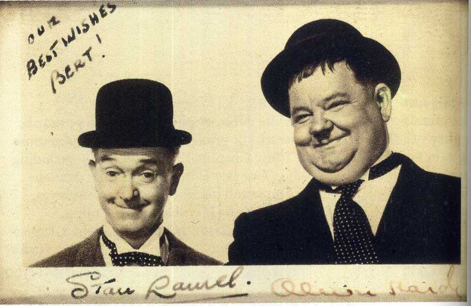 STAN LAUREL & OLIVER HARDY Signed Photo Poster paintinggraph - Comedy Film Actors - preprint