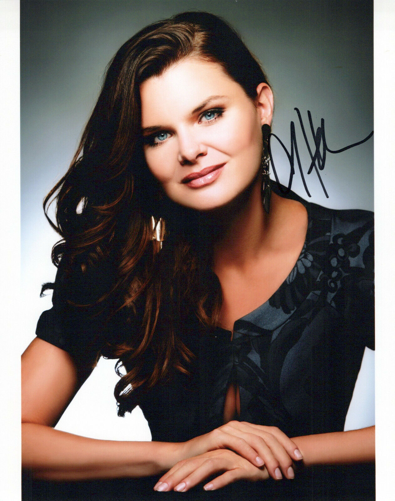 Heather Tom glamour shot autographed Photo Poster painting signed 8x10 #9