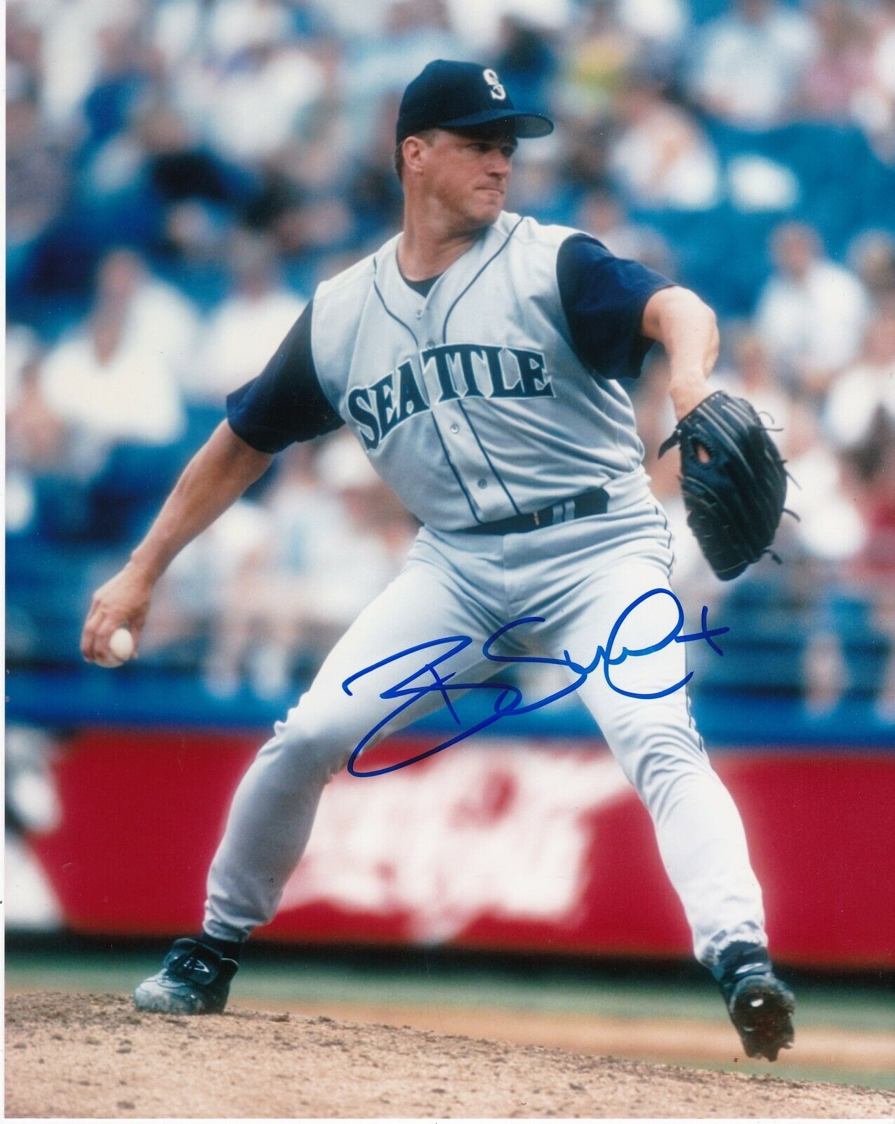 BILLY SWIFT SEATTLE MARINERS ACTION SIGNED 8x10