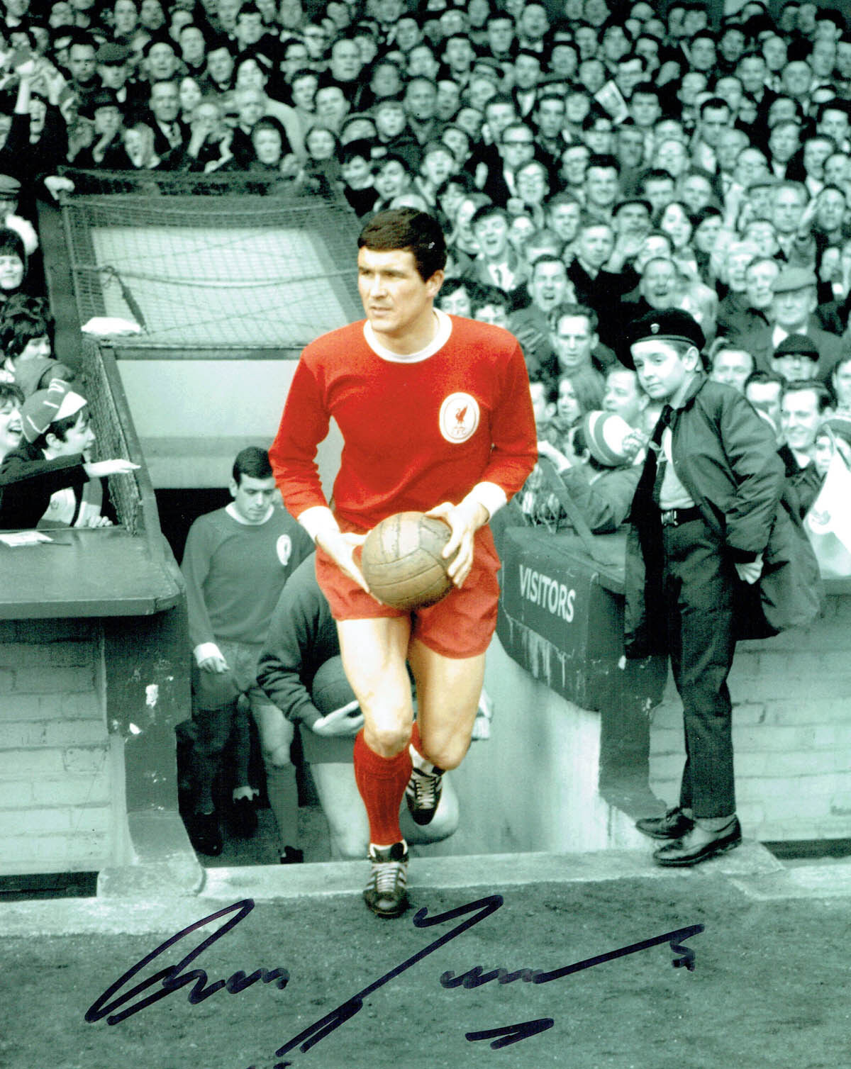 Ron YEATS Signed Autograph Liverpool 10x8 Photo Poster painting A AFTAL RD COA