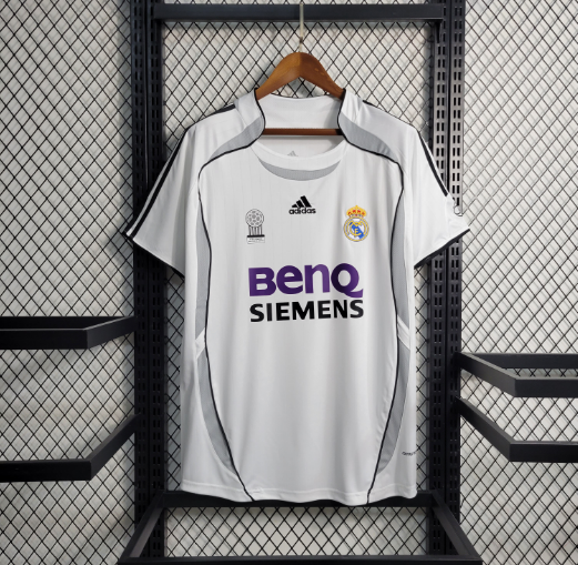 Retro 2006-07 Real Madrid Home Football Shirt