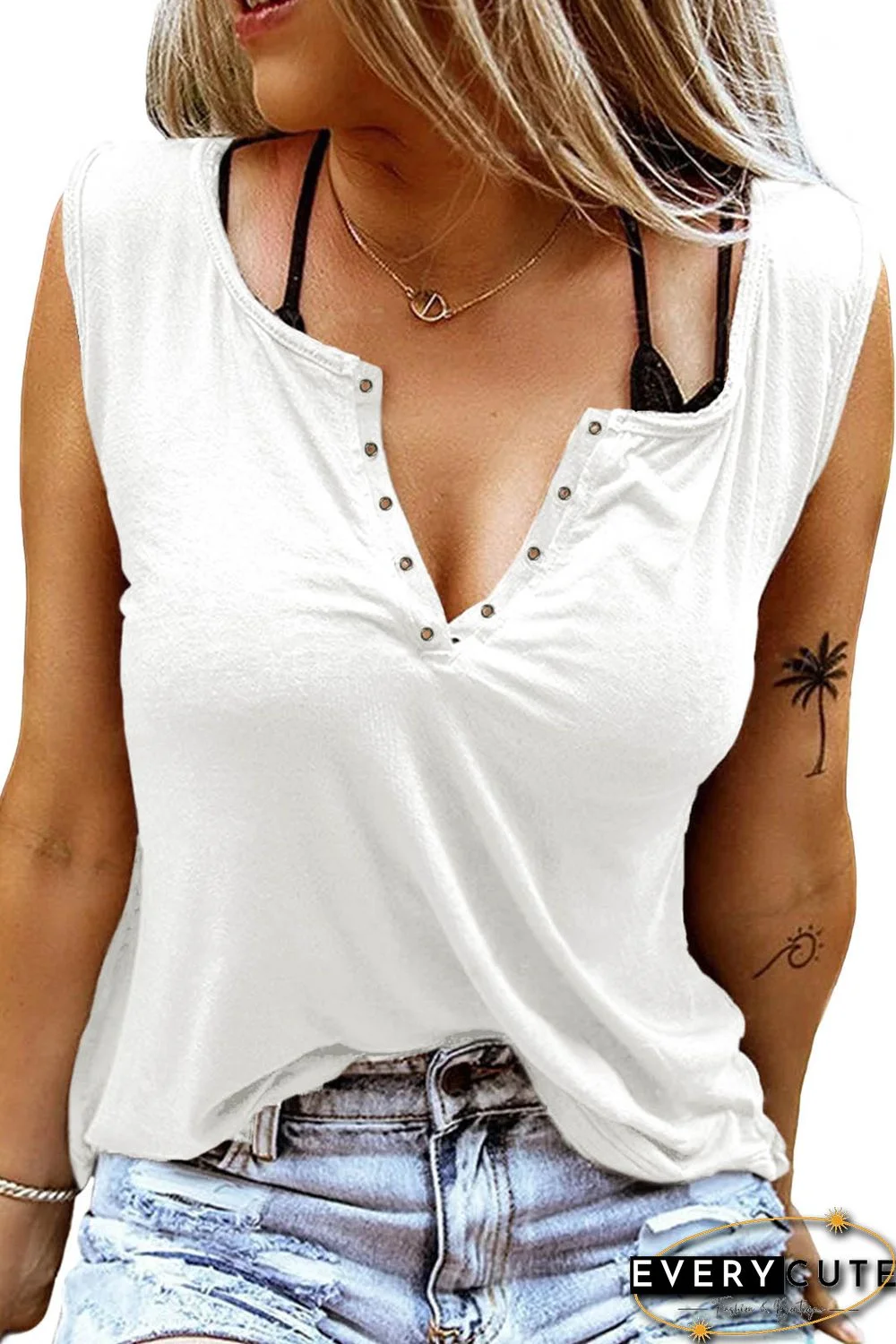 White Solid Slim-fit V Neck Tank Top