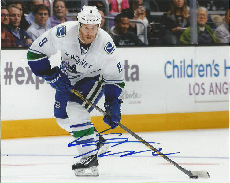 Vancouver Canucks Brandon Prust Signed Autographed 8x10 NHL Photo Poster painting COA C