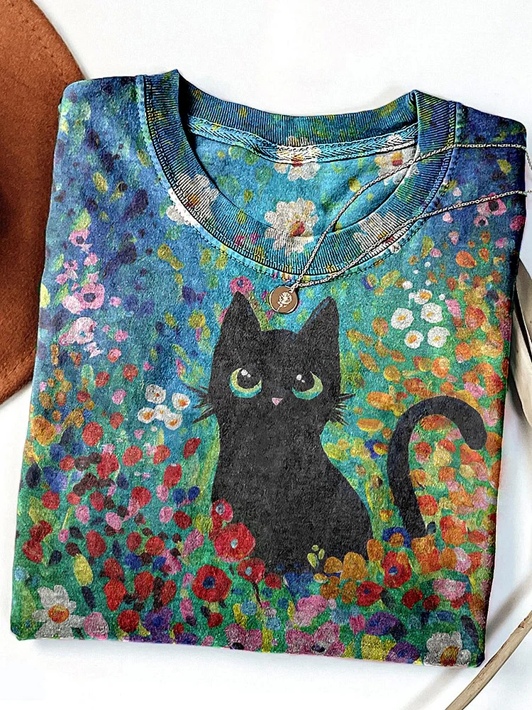 Unisex Vintage Cat Art Print T-Shirt