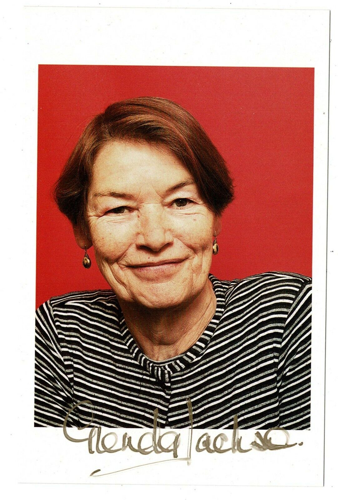 Glenda Jackson signed autographed Photo Poster painting! AMCo! 14501