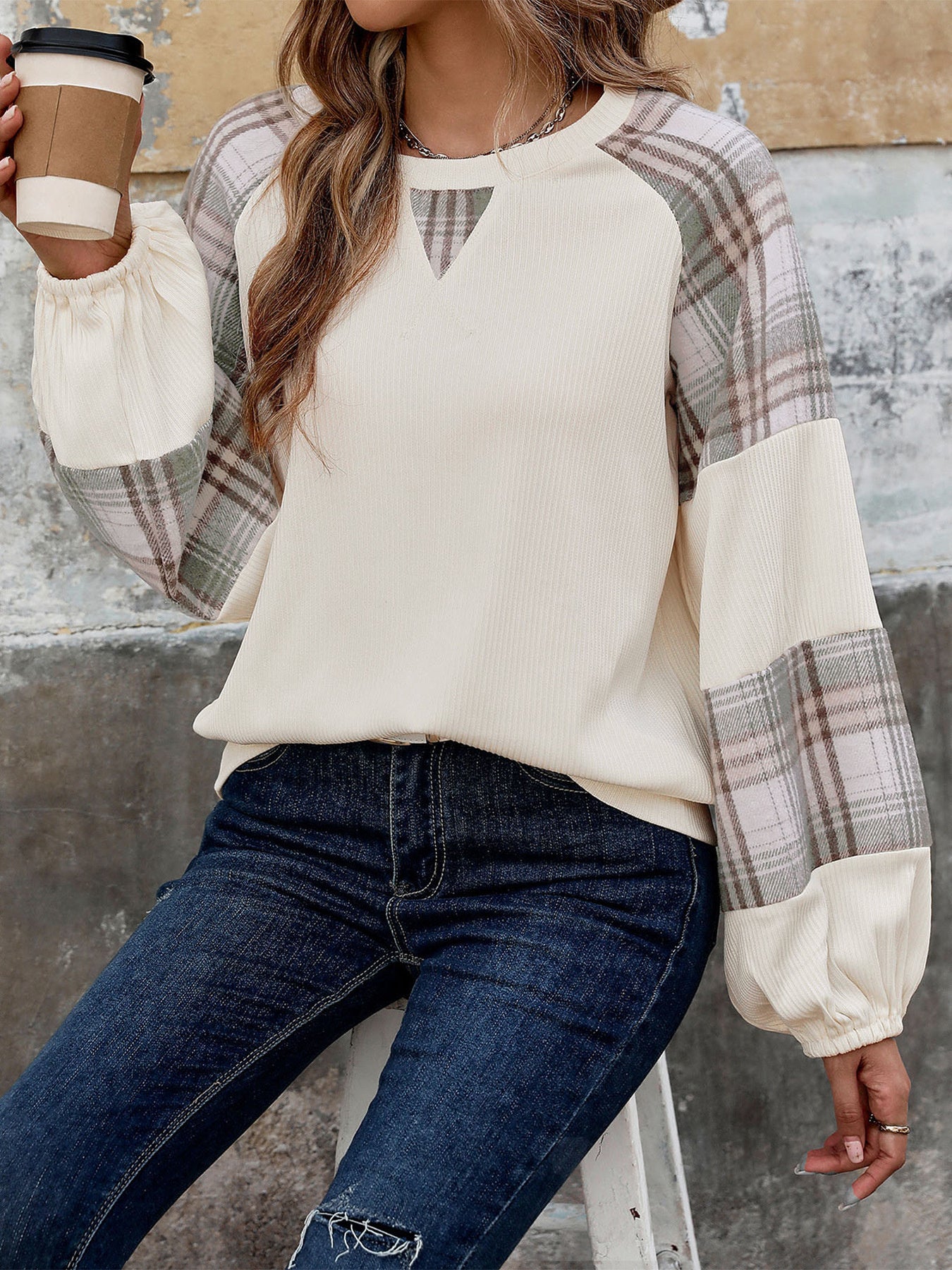 Women's Long Sleeve Scoop Neck Plaid Printed Tops