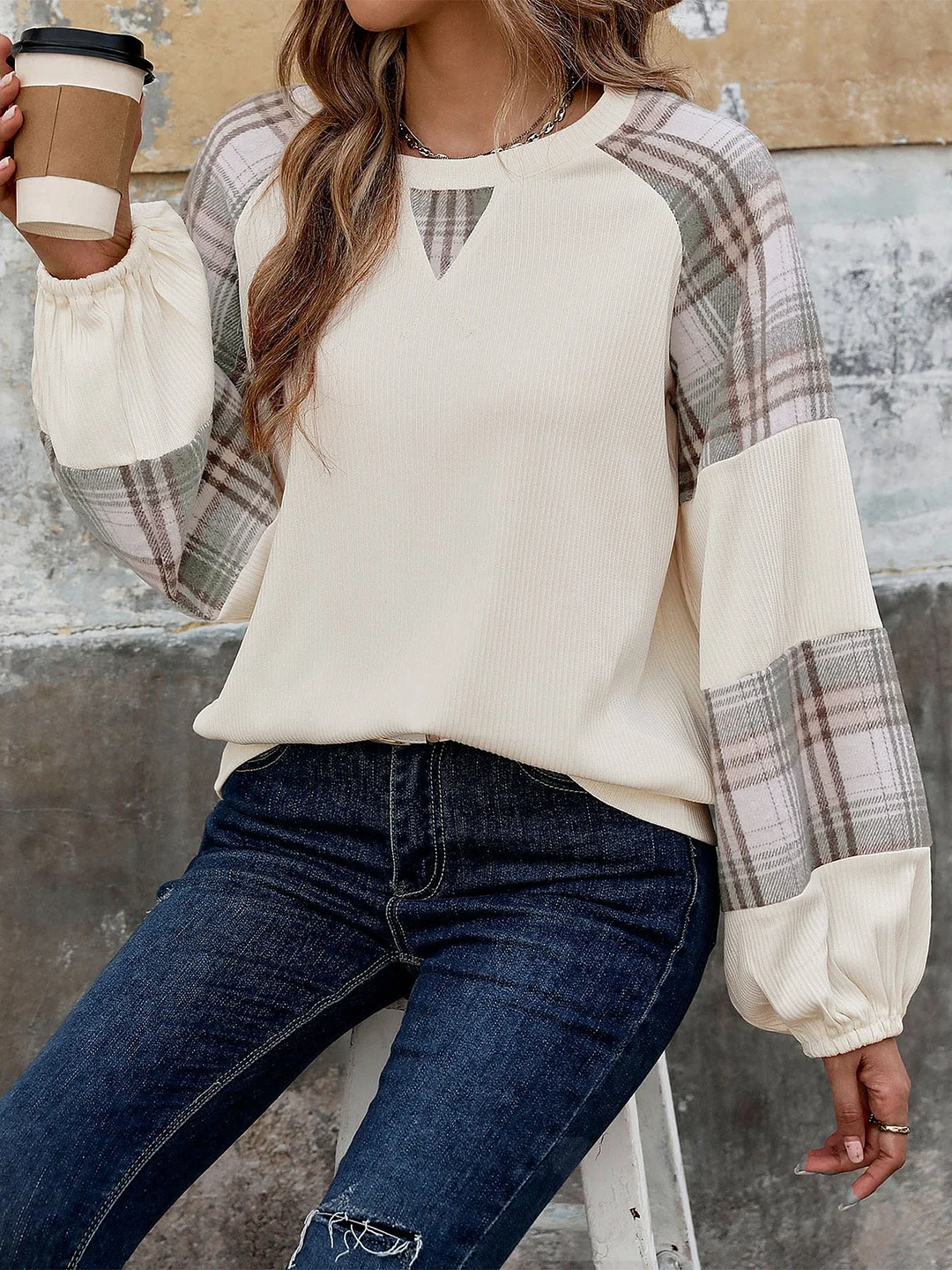 Women's Long Sleeve Scoop Neck Plaid Printed Tops