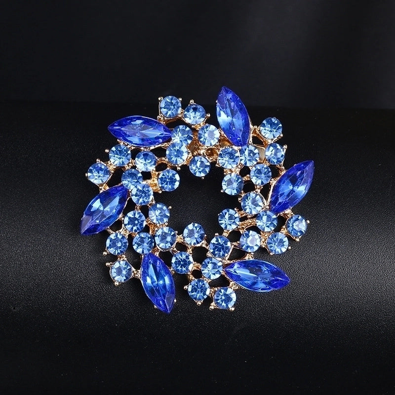 Korean Style Pin Flower Alloy Plating Rhinestones Women’S Brooches