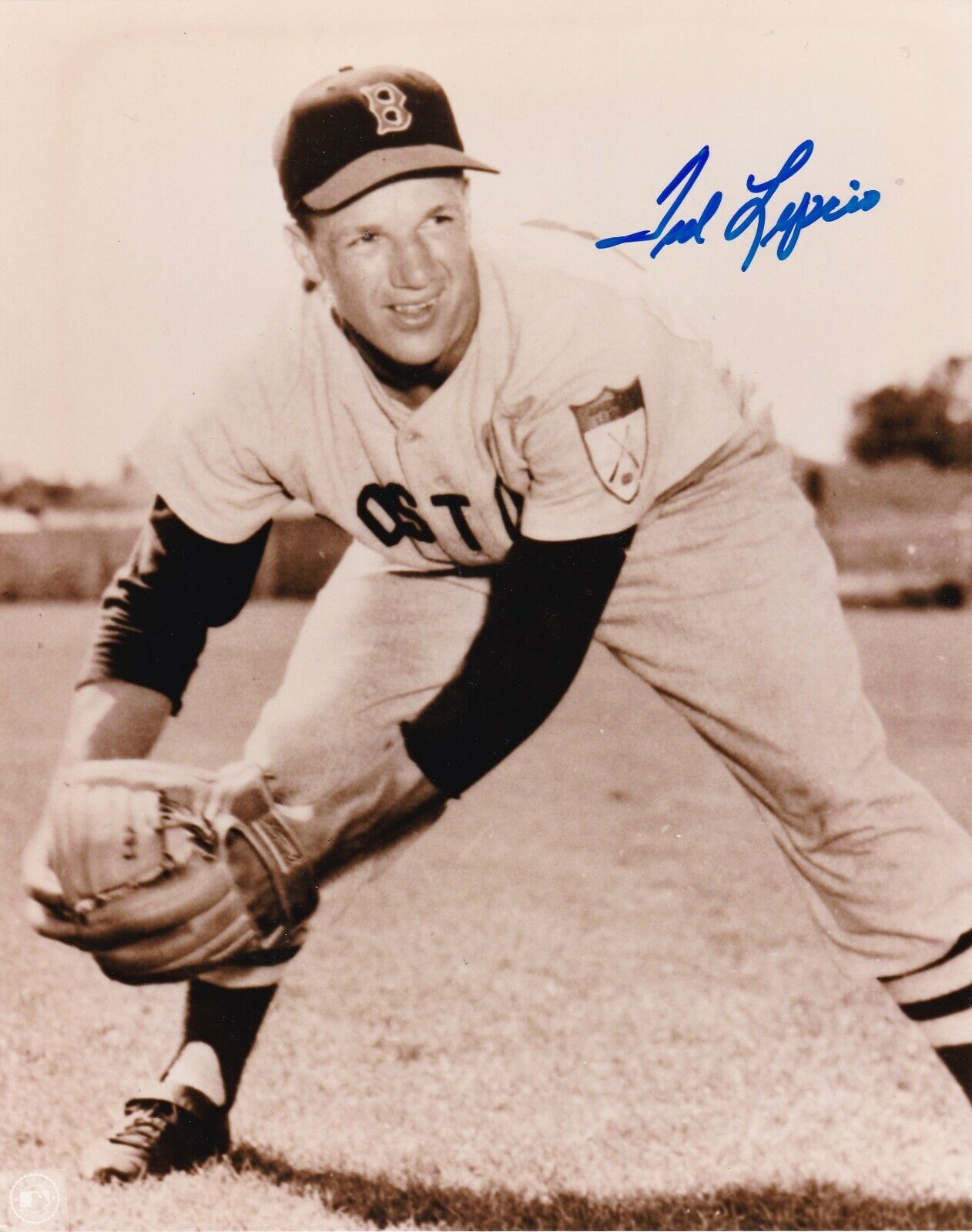 TED LEPCIO BOSTON RED SOX ACTION SIGNED 8x10