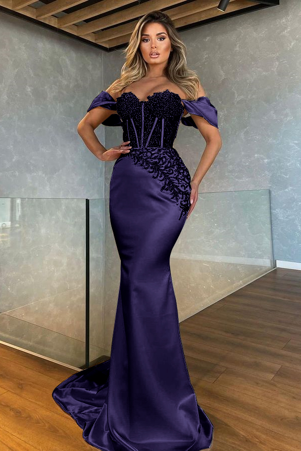 Hidais Stunning White Sweetheart Off the Shoulder Mermaid Evening Dress With Appliques