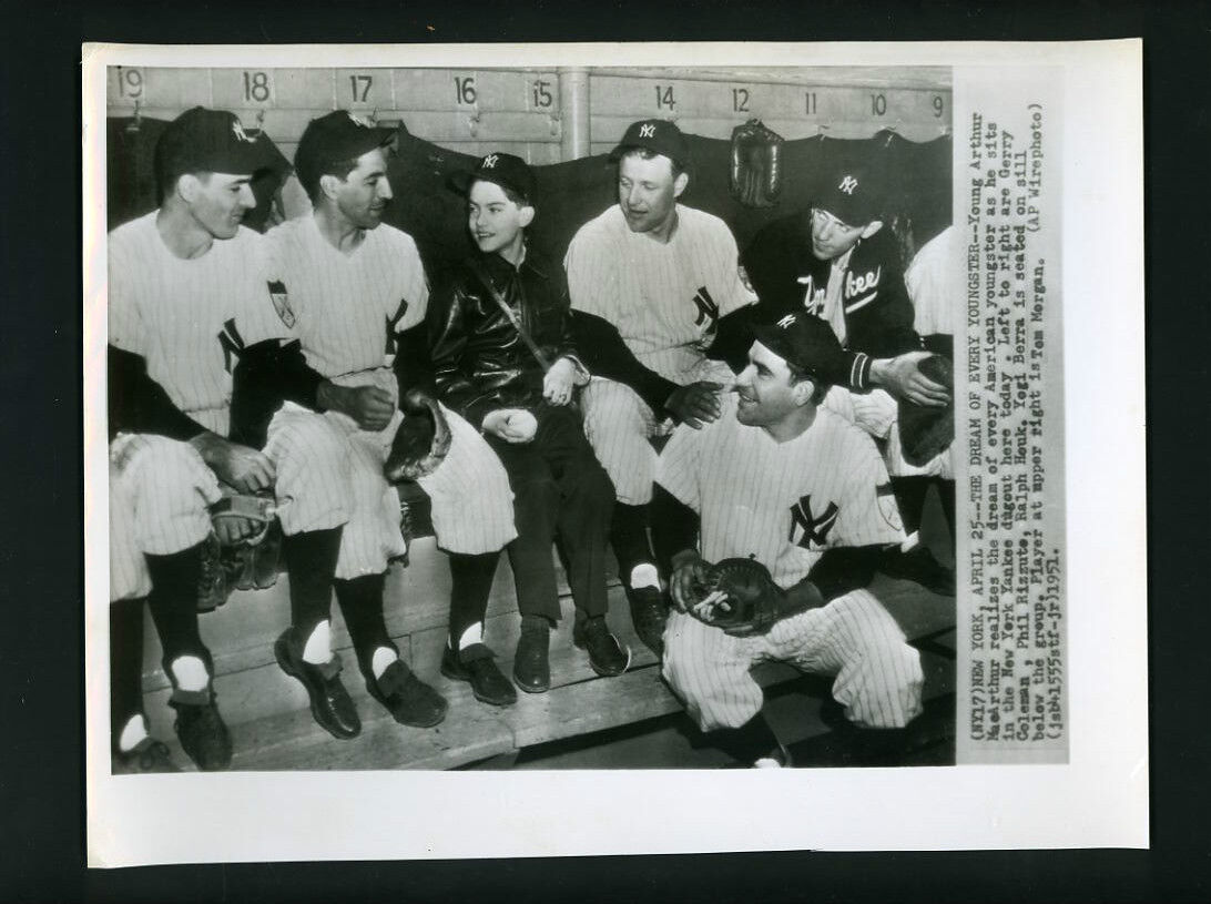 Yogi Berra Rizzuto Arthur MacArthur 1951 Wire Photo Poster painting from Rizzuto estate Yankees