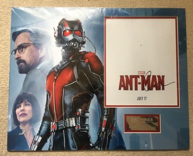 PAUL RUDD SIGNED ANT-MAN Photo Poster painting MOUNT UACC REG 242