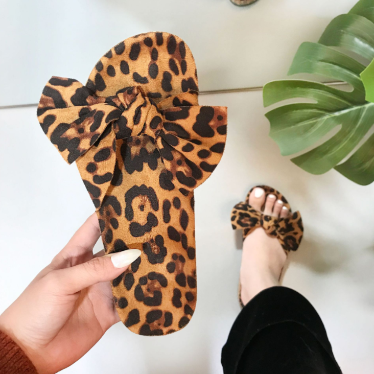 Women’s Fashion Leopard Bow Slippers