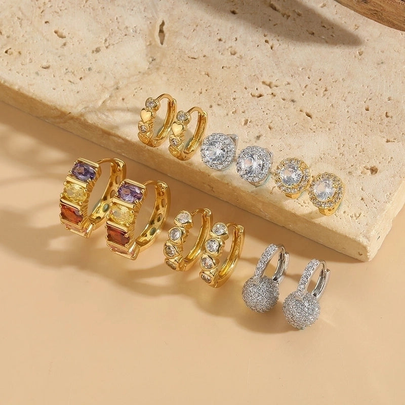 1 Pair Elegant Minimalist Round Heart Shape Inlay Copper Zircon 14K Gold Plated Copper Earrings