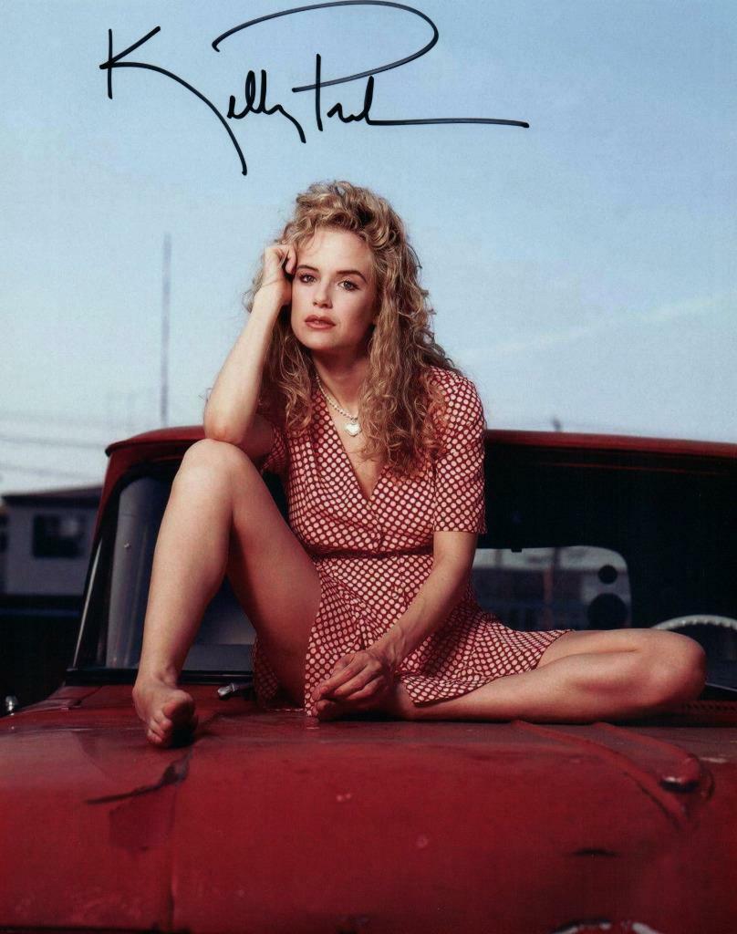 Kelly Preston signed 8x10 Photo Poster painting with COA autographed Picture very nice