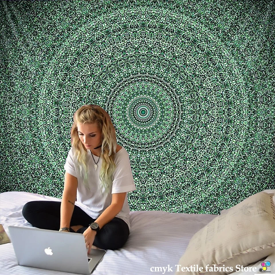Hot New Indian Mandala Tapestry Hippie Home Decorative Wall Hanging Bohemia Beach Mat Yoga Mat Bedspread Table Cloth 210x148CM