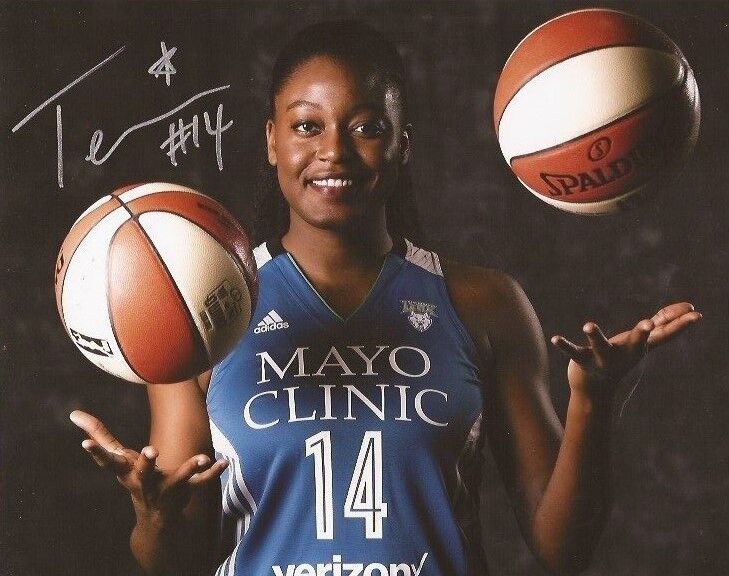 Temi Fagbenle signed Minnesota Lynx 8x10 Photo Poster painting autographed 3