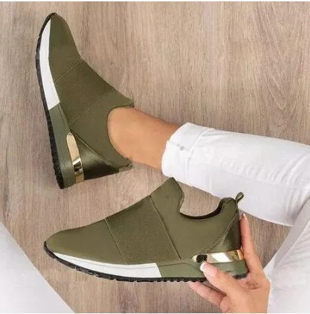 Sneakers Women Vulcanized Shoes Ladies Solid Color Slip-On Knit Sneakers for Female Casual Sport Shoes 2021 Fashion Mujer Shoes