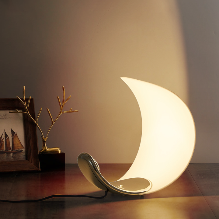 Futuristic Curl Table Lamp - Dimmable Mood Lighting Shaped Like A Crescent Moon - Appledas