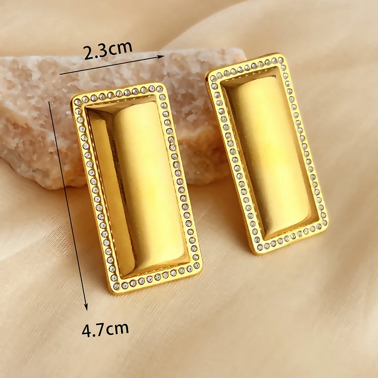 Inlaid Diamond Smooth Rectangular Earrings