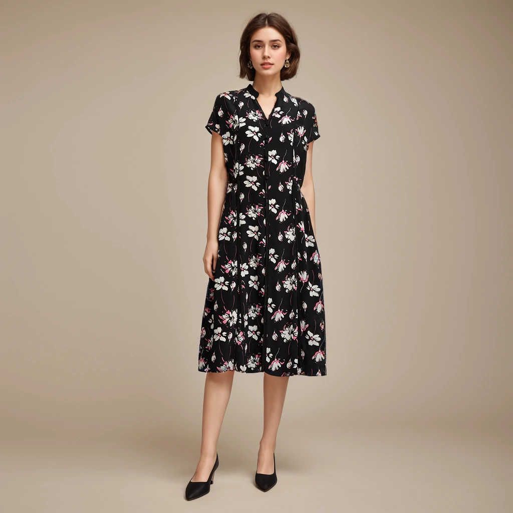 Robe en soie florale noire à col en V- SOIE PLUS