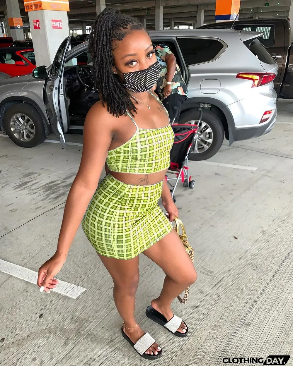 Sexy Plaid Cami Top Mini Skirt 2 Piece Sets Without Mask