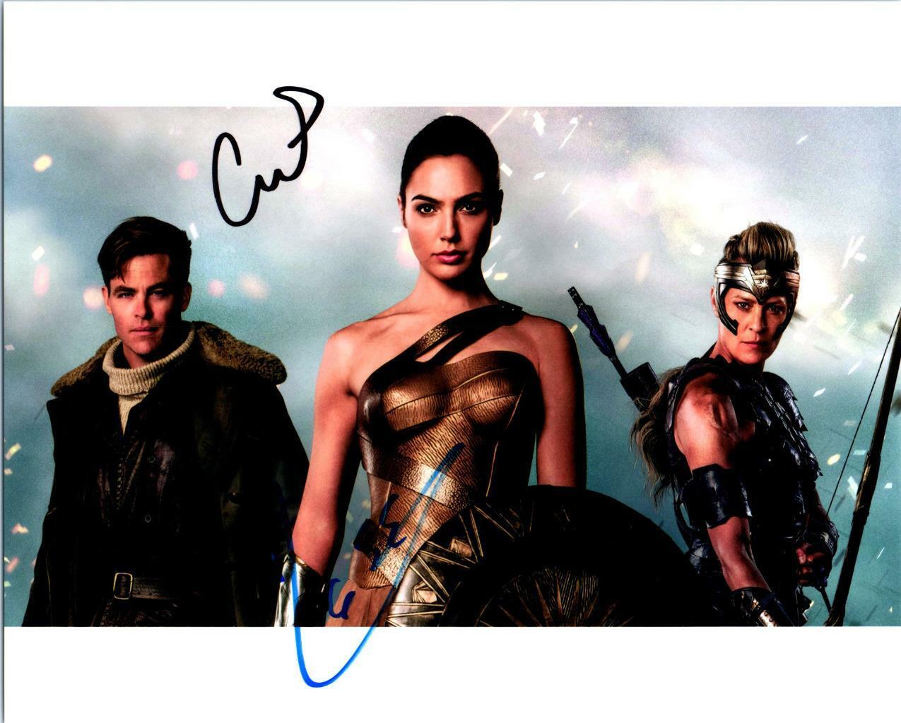 Gal Gadot Chris Pine autographed 8x10 Photo Poster painting Really nice signed Photo Poster painting and COA