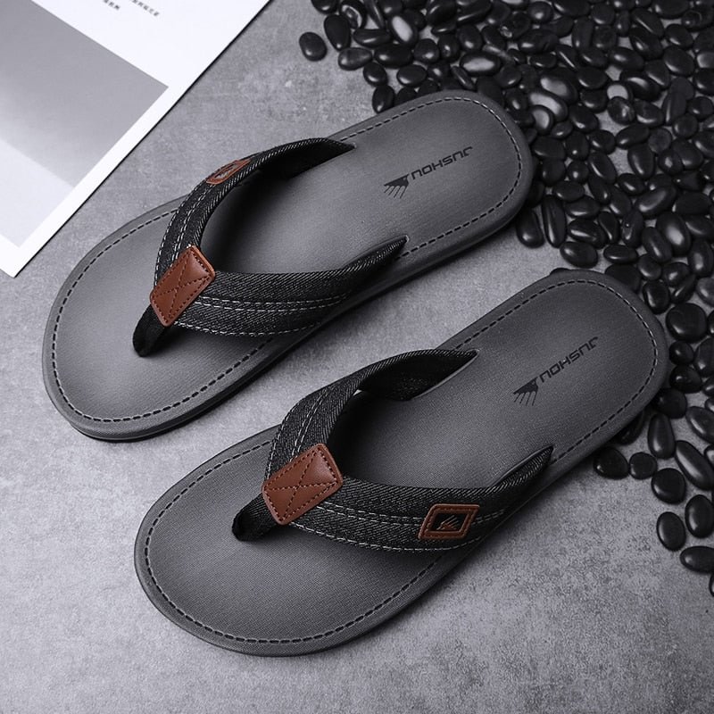 2021 New Home Men Soft Slippers Summer Classic Beach Sandals Men Hand-sewn Flat Flip Flops PU Rubber Platform Adult F804