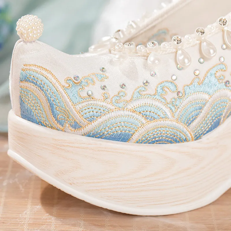 Vintage Embroidery Wave Print Pearl Platform High Heels Shoes