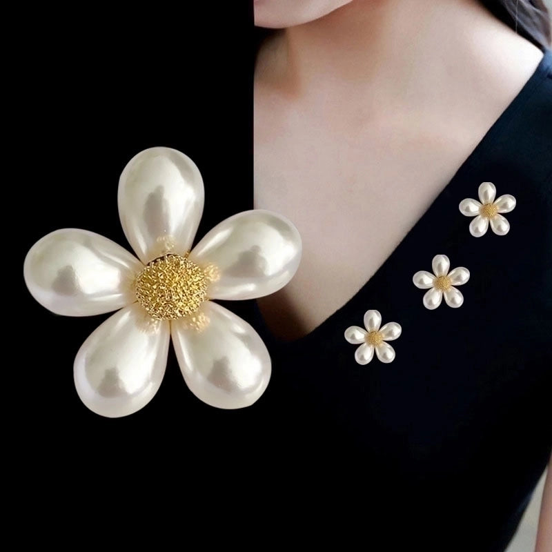 Elegant Glam Pin Geometric Alloy Plating Inlay Artificial Pearls Rhinestones Shell Women’s Brooches