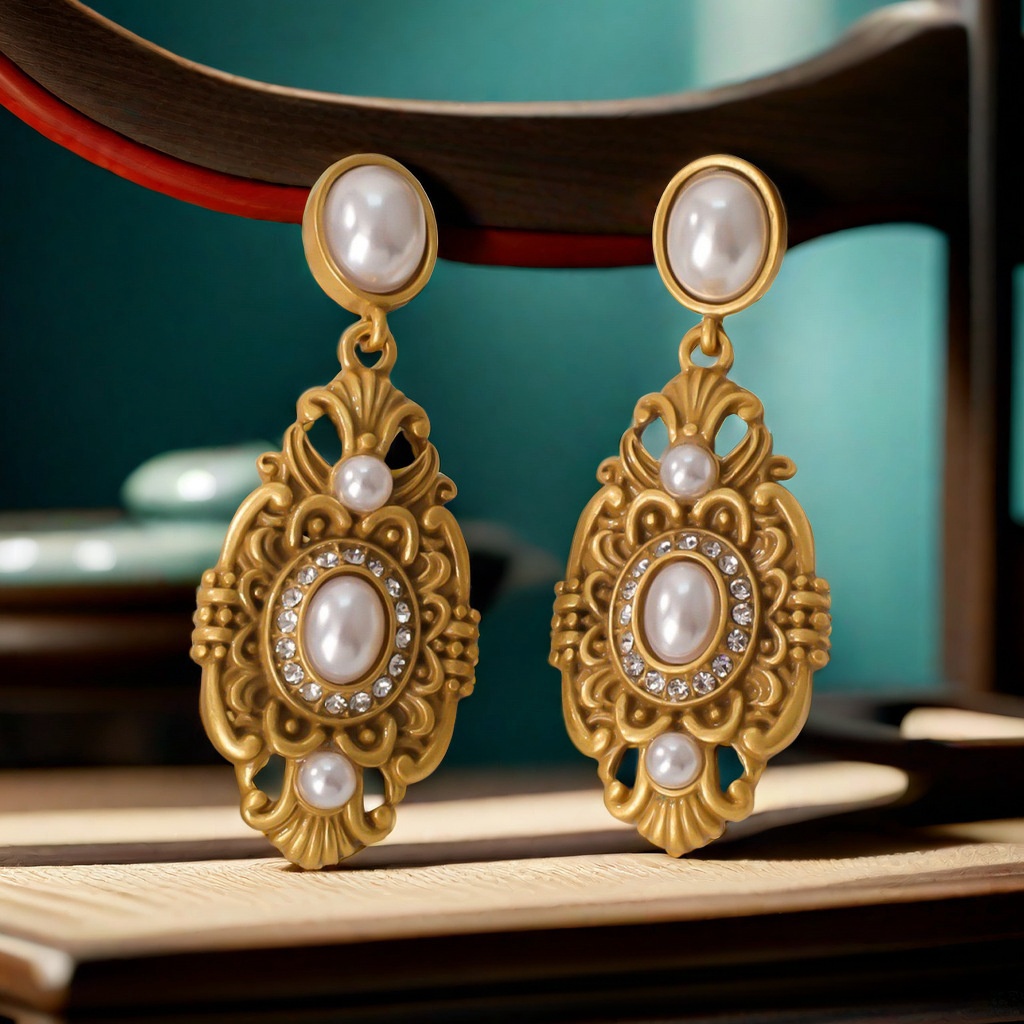 Mature Women Retro Alloy Pearl Old Gold Silver Earrings