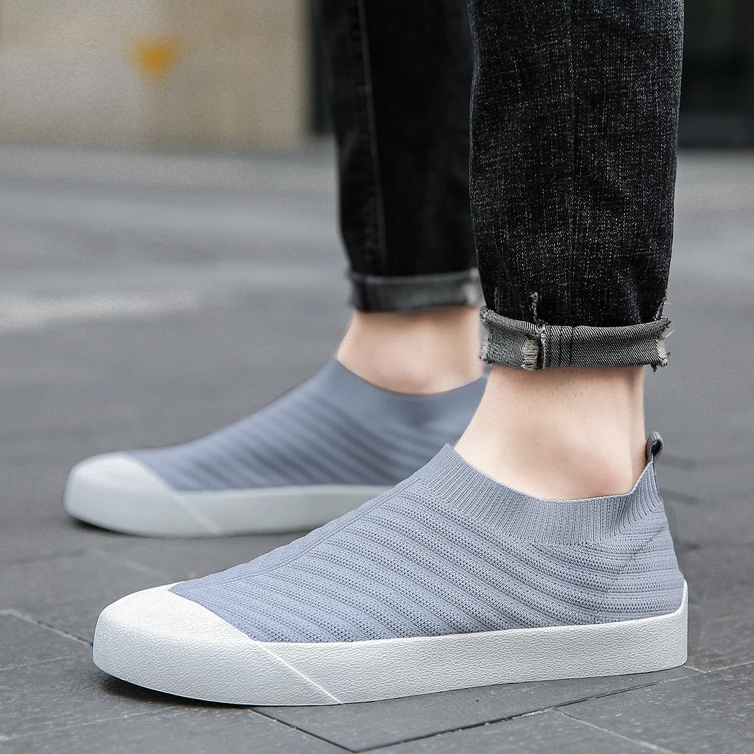 Men's Vulcanized Shoes 35-46 Summer Designer High elastic Fly weaving Sock Sneakers Men Casual Shoes Soft Sole Comfortable Flats