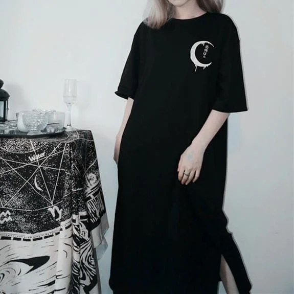 Black Gothic Moon Embroidery Dress SP13916