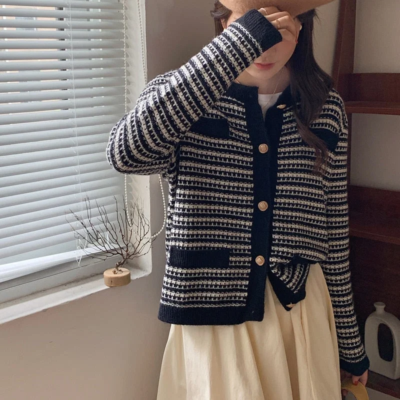 Abebey New 2023 Korean Fashion Striped Sweaters Chic Women Vintage Autumn Winter Knitted Cardigans Elegant Tops