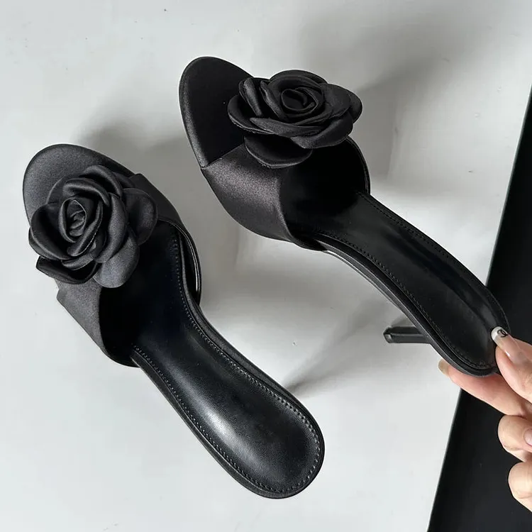 Summer Fashion Flower Woman Slippers with Thin Low Heels for Party or Stripping