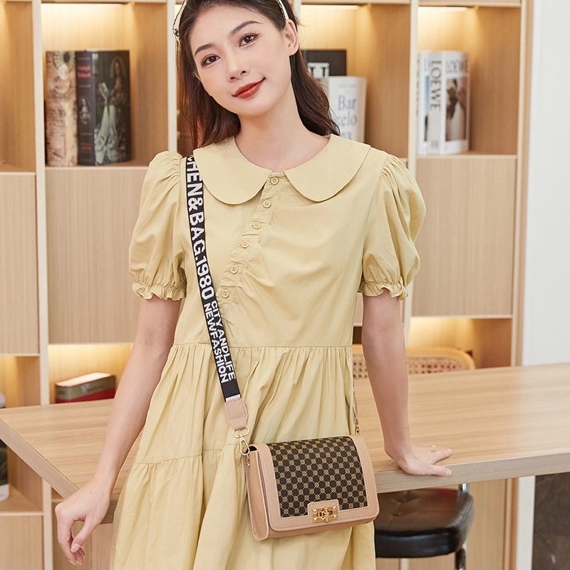 Women’s All Seasons Pu Leather Elegant Classic Style Square Bag