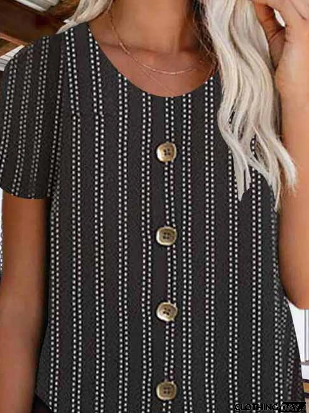 Women Short Sleeve Scoop Neck Printed Top