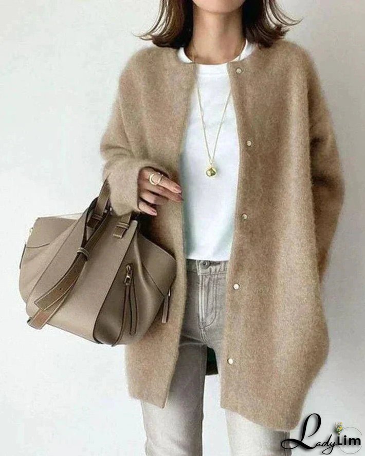 Elegant and Casual Cardigan