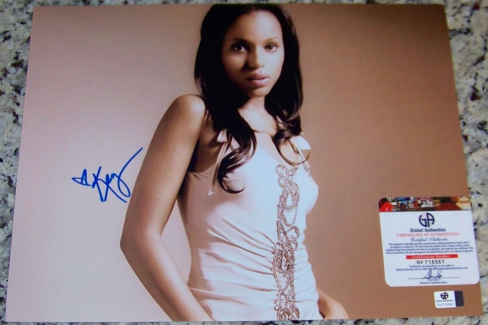 BUY IT NOW SALE! Kerry Washington Signed Autographed 11x14 Photo Poster painting GV GA GAI COA!