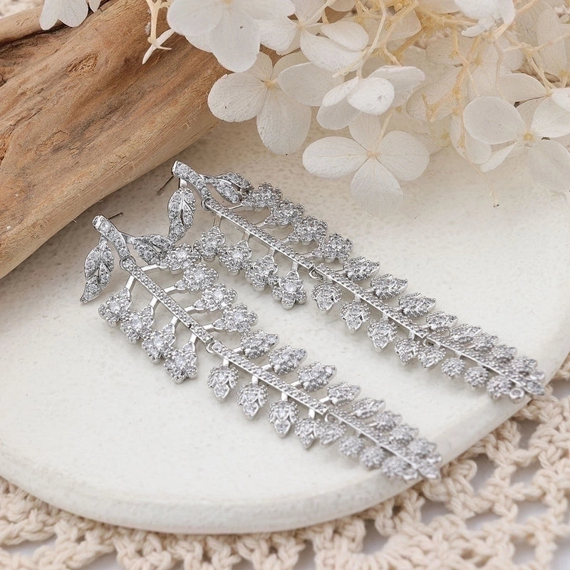 1 Pair Cute Leaves Inlay Copper Zircon Rose Gold Plated Drop Earrings