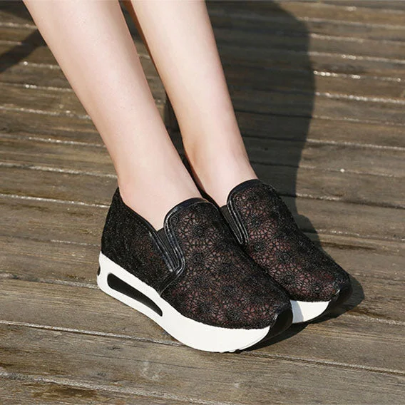 Women Breathable Floral Embroidery Slip-on Muffin Sneakers Shoes
