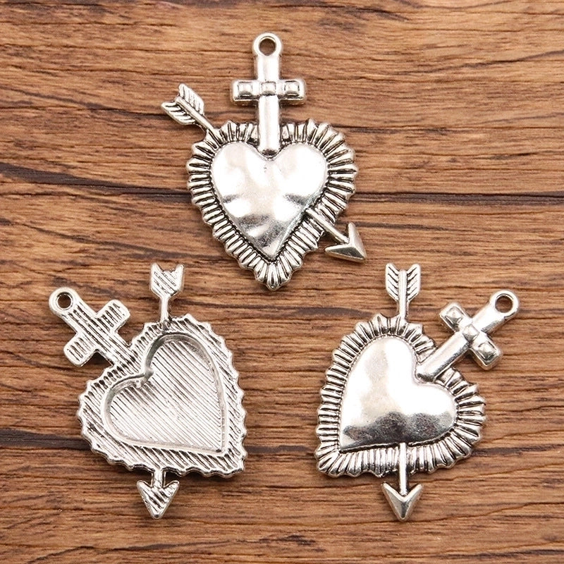 1 Piece Alloy Heart Shape Skull Pendant Jewelry Accessories