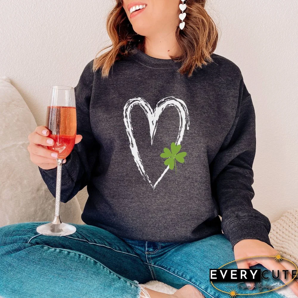 Shamrock Heart Women's Sweatshirt