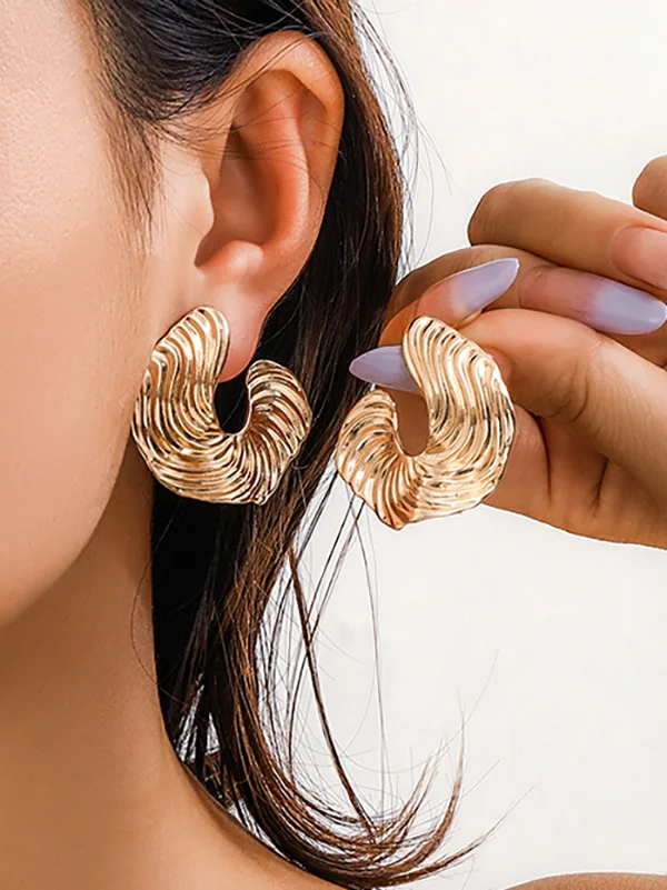 Solid Color Geometric Drop Earrings