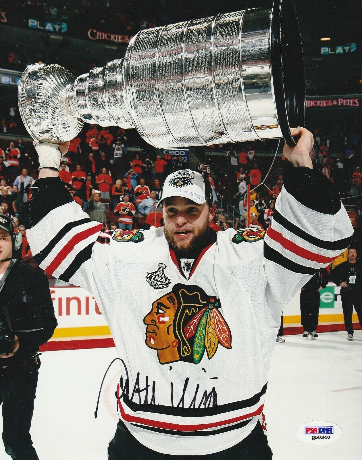 ANTTI NIEMI (Chicago Blackhawks) Signed 2010 STANLEY CUP 8x10 Photo Poster painting with PSA COA