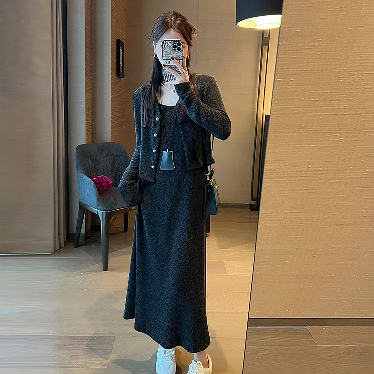 韩系氛围感小个子穿搭黑色背心连衣裙子长裙2024早秋季新款女套装