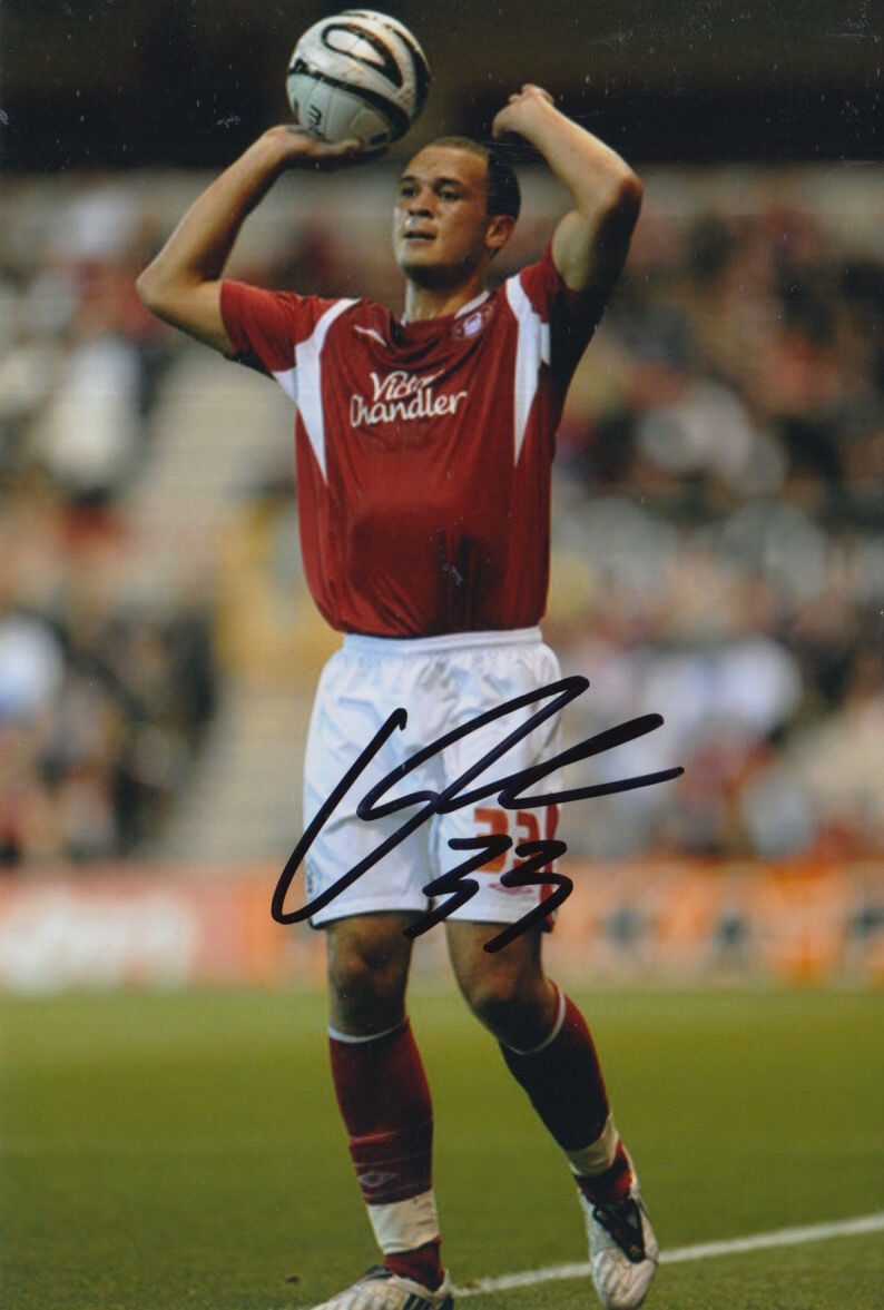 NOTTINGHAM FOREST HAND SIGNED JOEL LYNCH 6X4 Photo Poster painting.