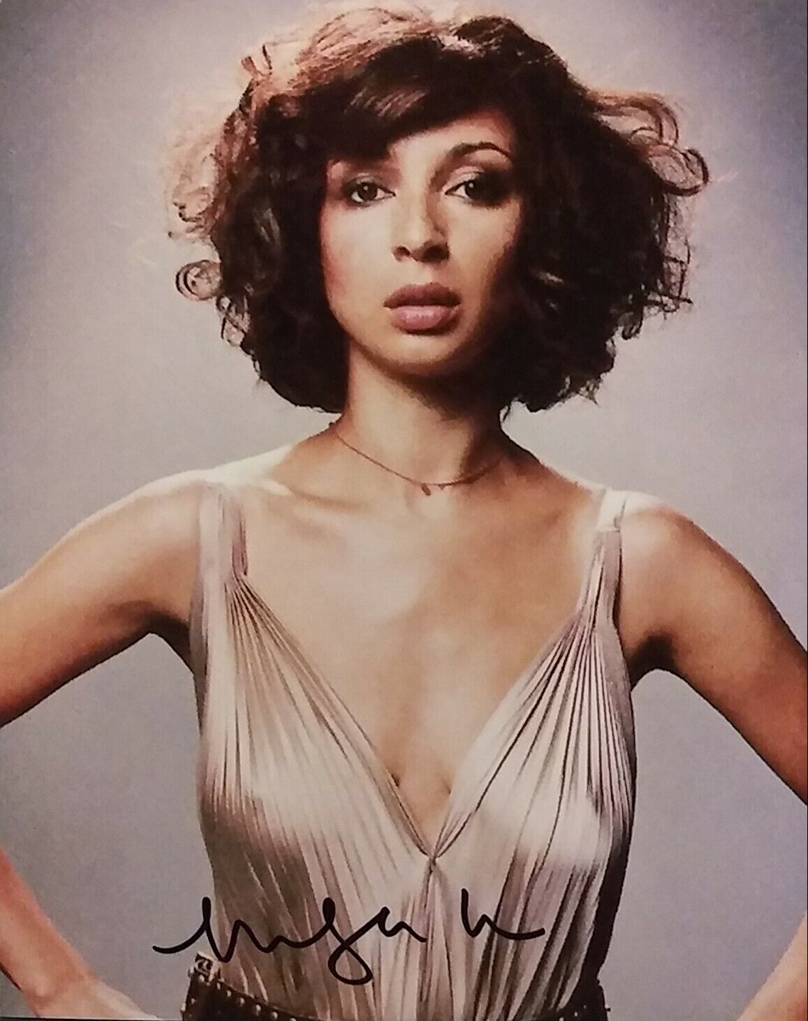 Maya Rudolph signed 8x10